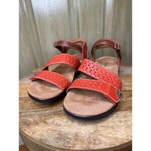 Clarks Women Sandal Kitly Way Orange and Brown, Leather, Size 8. (39)